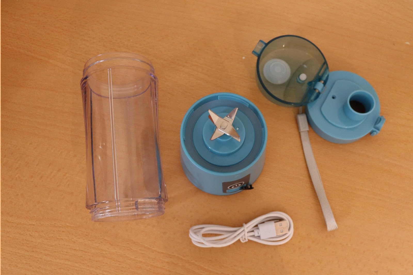 LZM Portable Personal Blender, Rechargeable Smoothie Maker, 380ml USB Recharable Juicer Cup for Shake, Protein Drinks, Travel Gym & Home