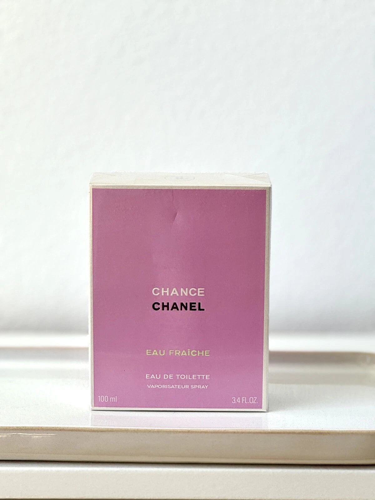 Chance Eau Fraîche Eau de Toilette by Chanel – Fresh Floral Women’s Perfume (100ml)
