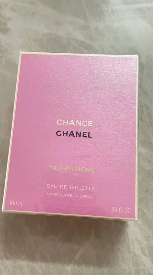 Chance Eau Fraîche Eau de Toilette by Chanel – Fresh Floral Women’s Perfume (100ml)