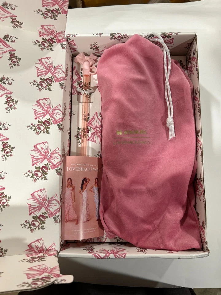 Stanley x LoveShackFancy Quencher H2.0 40oz Insulated Tumbler – Floral Edition